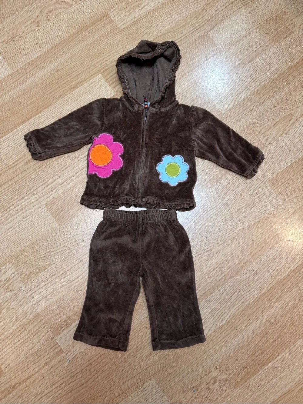 Carter’s Brown Velour Hoodie Pants Set Flower Applique Baby Girls 6M 2 Piece